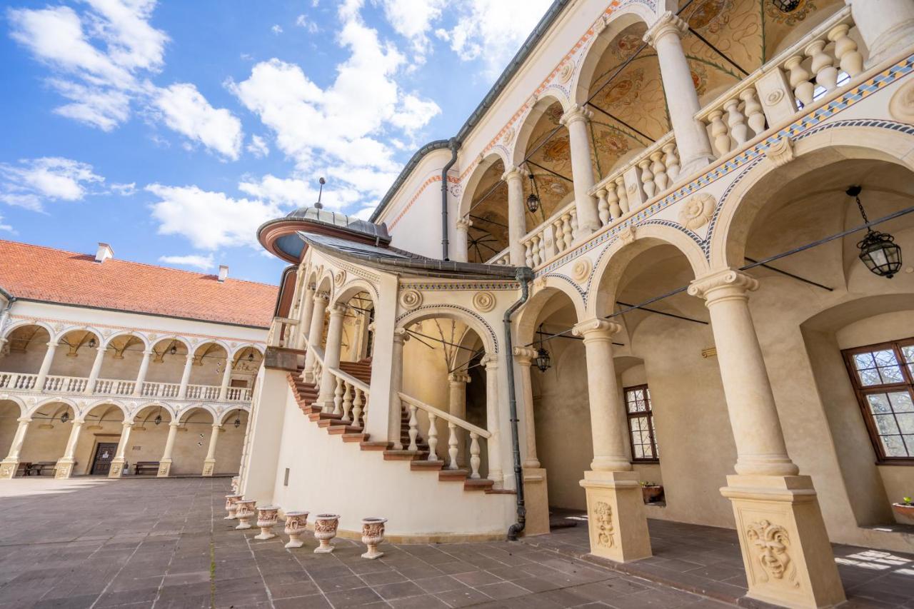 Baranów Sandomierski Zamek W Baranowie Sandomierskim מראה חיצוני תמונה